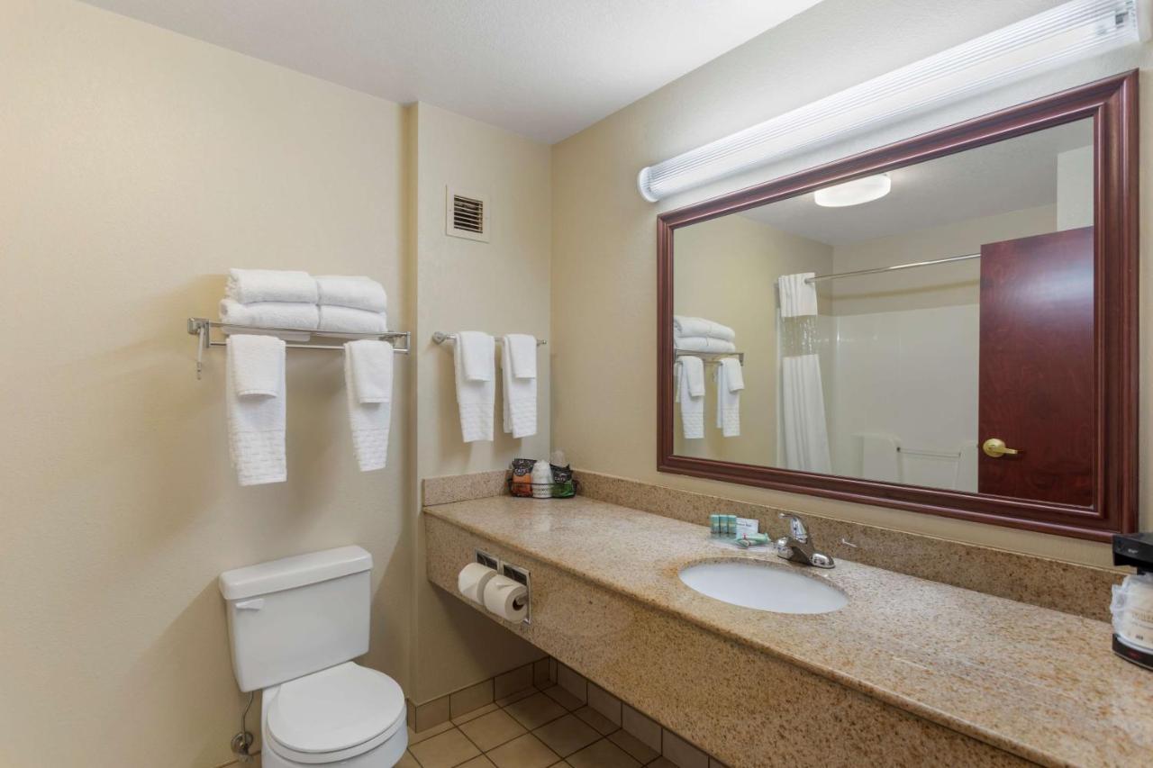 Best Western Lawrenceburg Inn Экстерьер фото