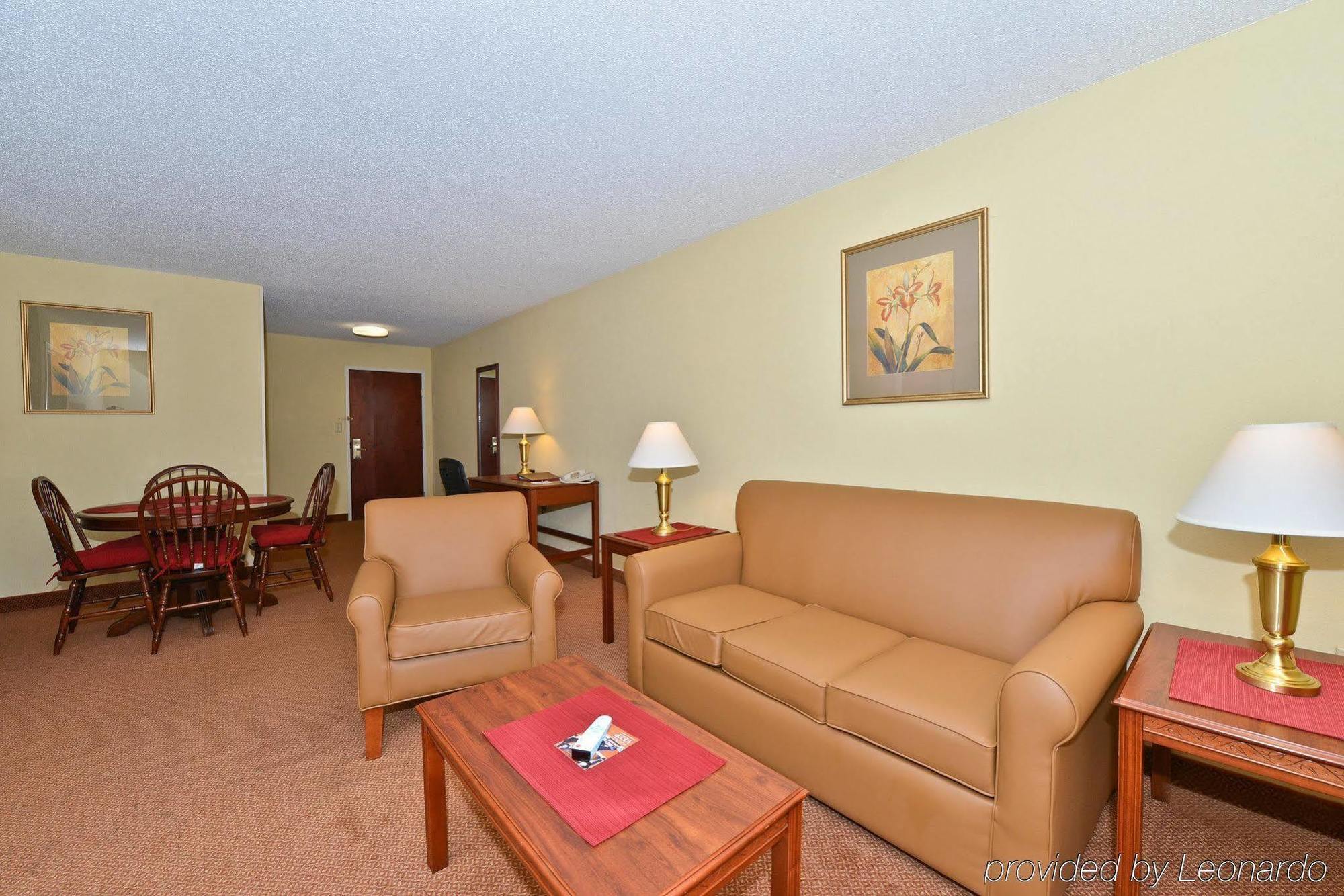 Best Western Lawrenceburg Inn Экстерьер фото