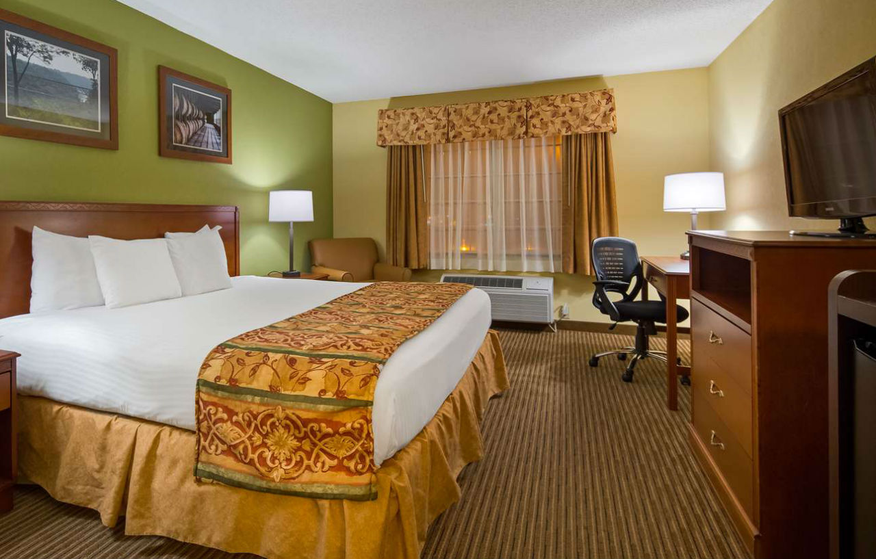 Best Western Lawrenceburg Inn Экстерьер фото